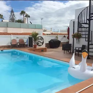 Villa Bahamas Private Heated Pool Close To Town., San Bartolome de Tirajana (Gran Canaria)