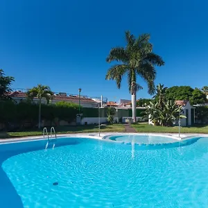  Villa La Casa Blanca A Smart And Sunny,3 Bedrooms House